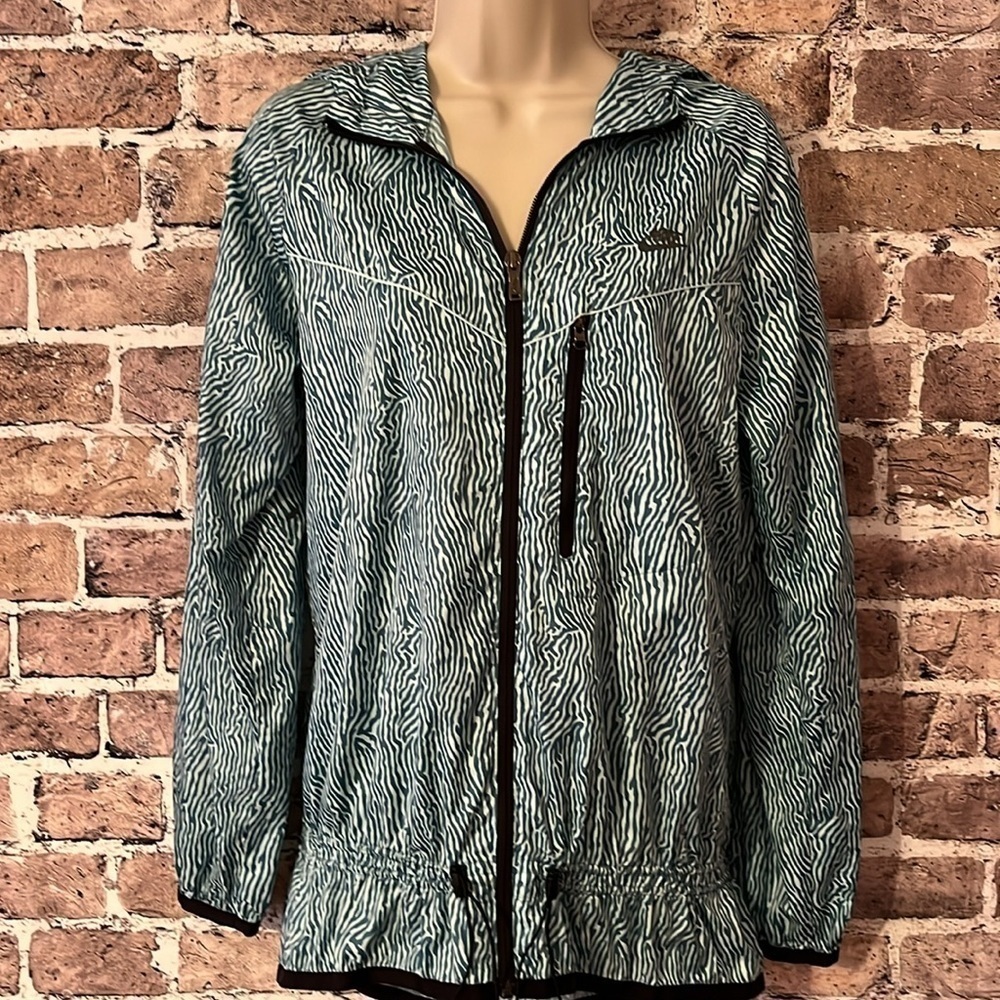 Nike Jacket- Lightweight Fashionable Hoodie Jacket‎ - Picture 3 of 12